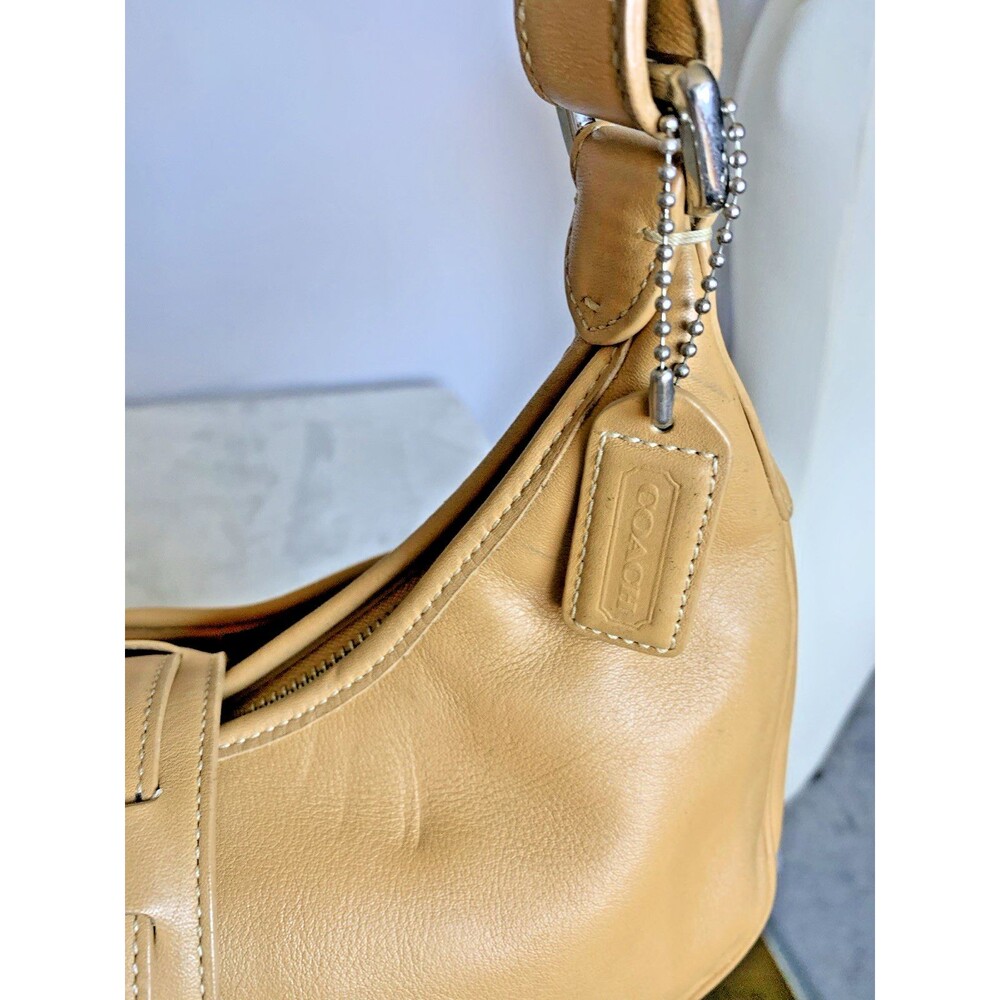 Coach Vintage Hamptons Leather Buckle Hobo Shoulder Bag 7548 Camel Tan - Picture 6 of 16